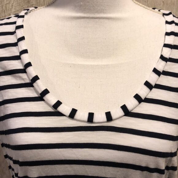 Splendid Black & White Striped Short-sleeve Shirt - Picture 2 of 7